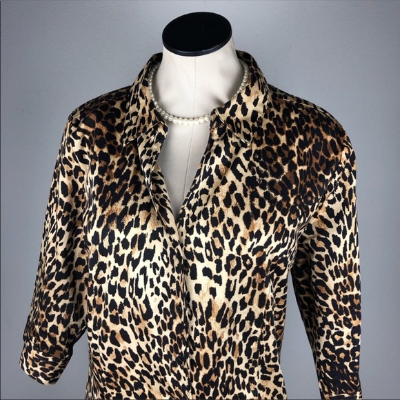 SOLD ❗️Lane Bryant Leopard Print Top 16 - Picture 2 of 5